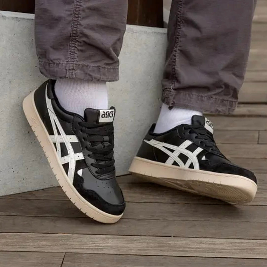 ASICS GEL JAPAN’S BLACK CREAM