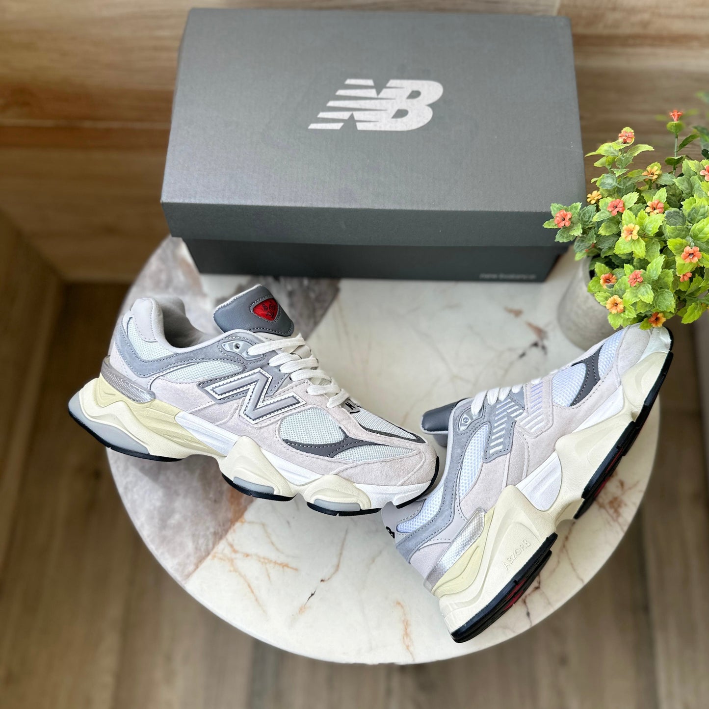 NEW BALANCE 9060 PANELED GREY