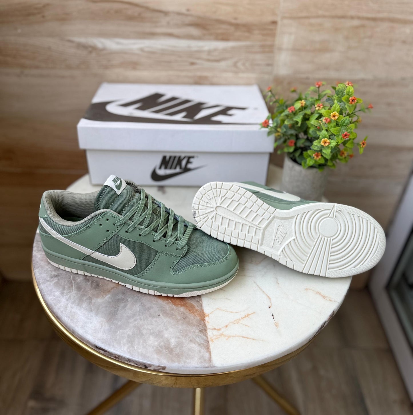 nike sb dunk oil aura green