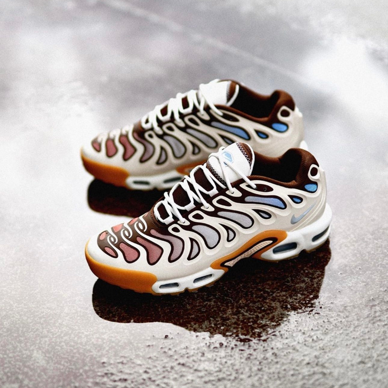 NIKE AIR MAX PLUS TN DRIFT PHANTOM CACAO