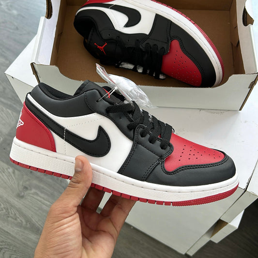 JORDAN CUT LOW RED TOE