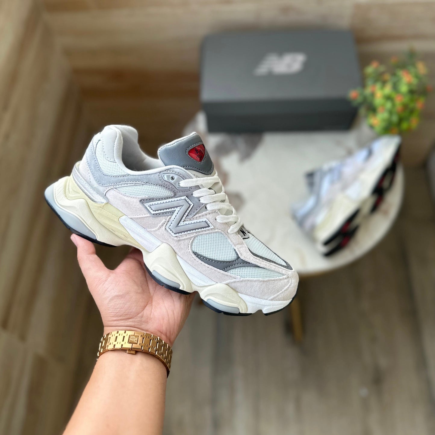 NEW BALANCE 9060 PANELED GREY