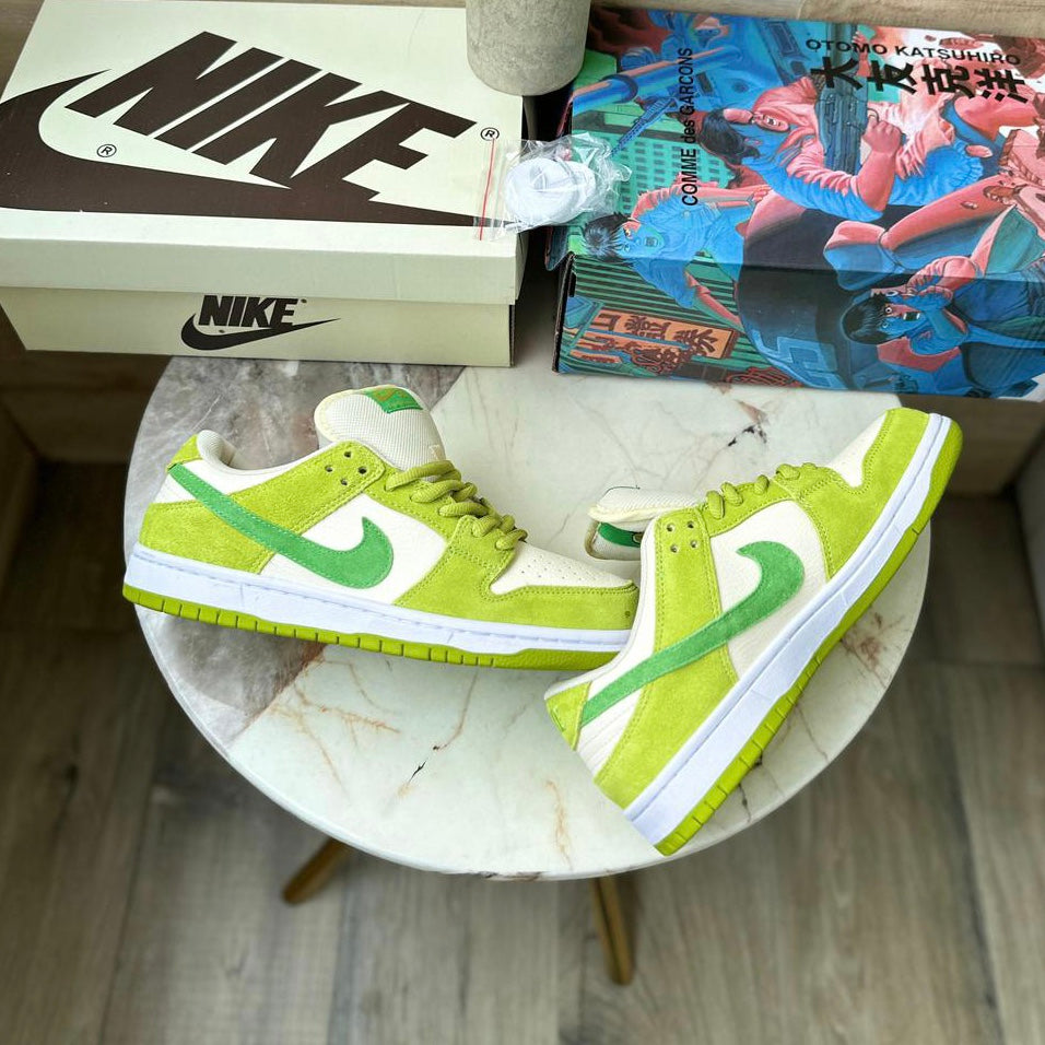 NIKE SB DUNK GREEN APPLE