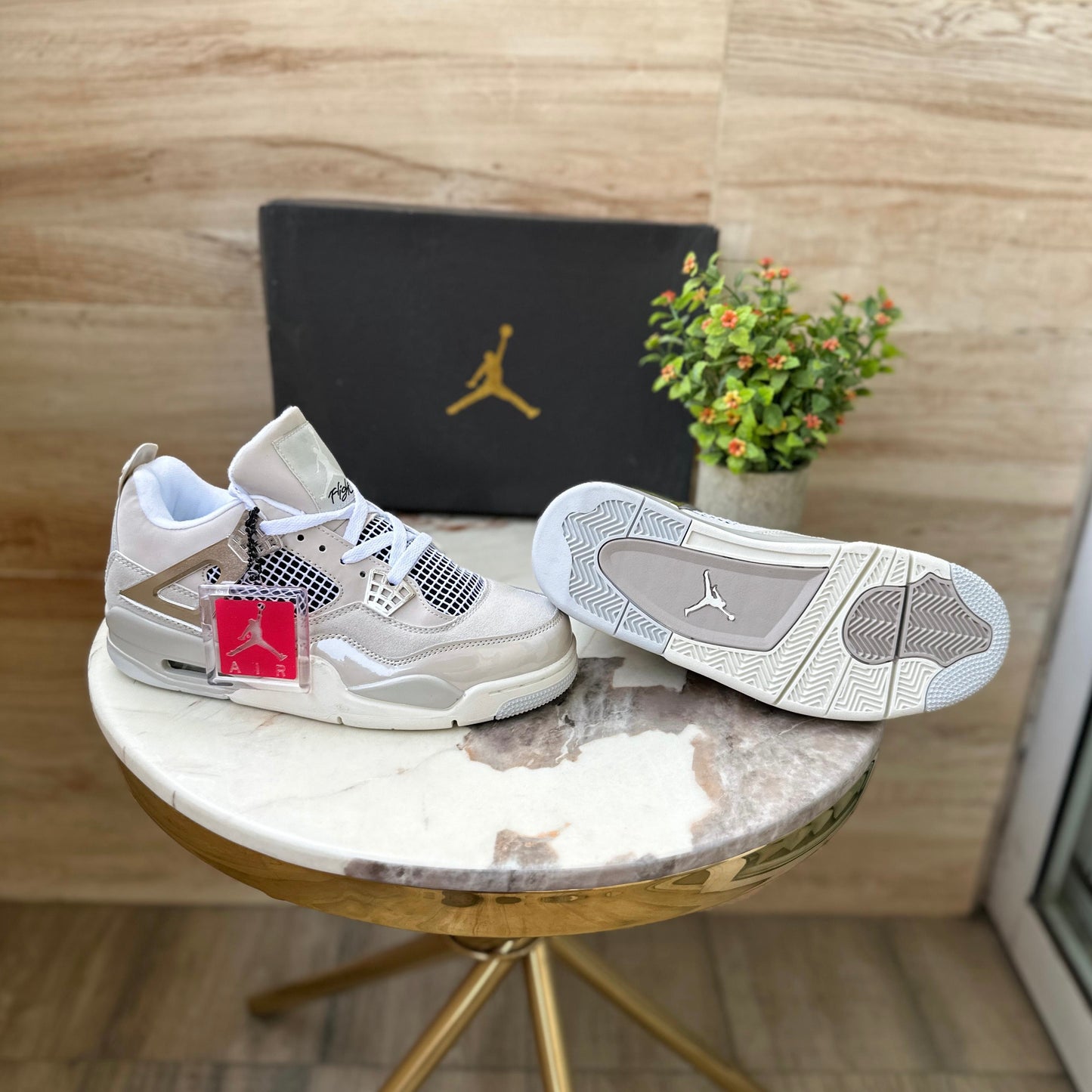 AIR JORDANS RETRO 4 FROZEN MOMENTS