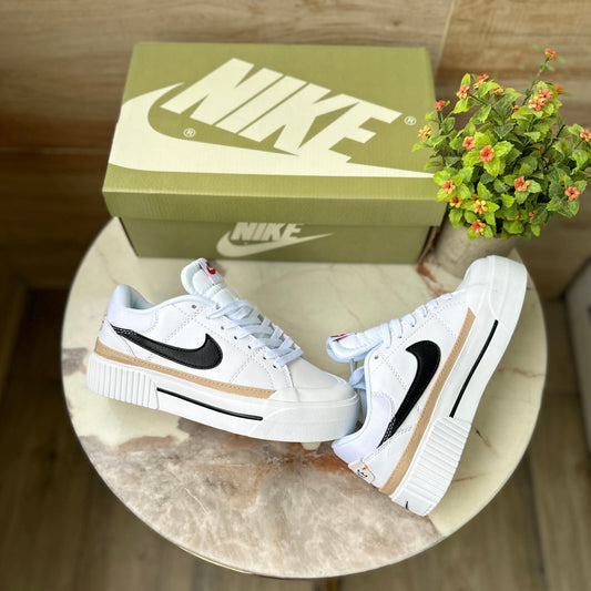 NIKE COURT LEGACY LIFT