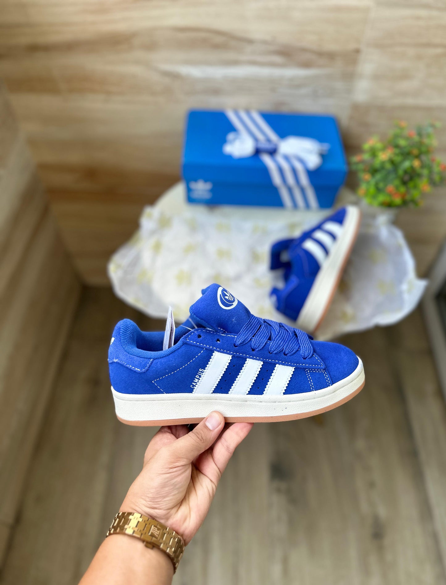 Adidas orginals campus white preloved blue