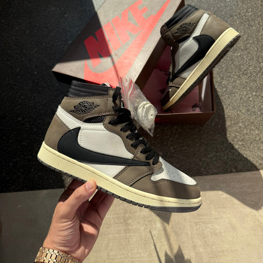 NIKE AIR JORDAN LOW TRAVIS HIGH SEMI UA