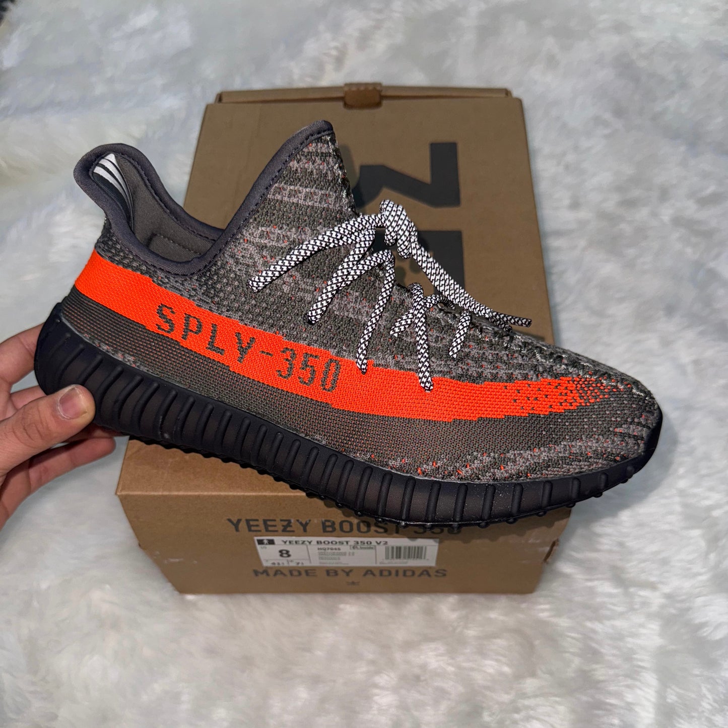 ADIDAS YEEZY 350 BOOST V2 CARBON BELUGA SEMI UA