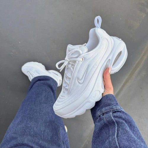 NIKE AIRMAX PORTAL TRAINERS