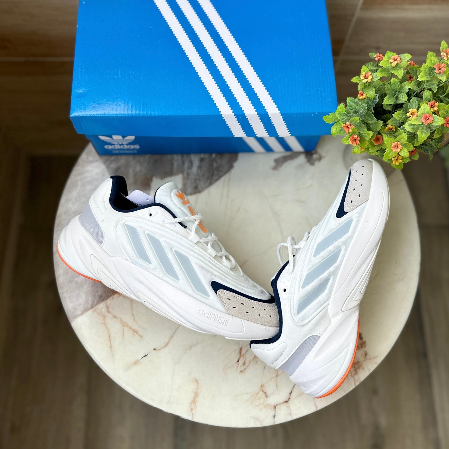 ADIDAS ORGINALS OZELIA WHITE NAVY