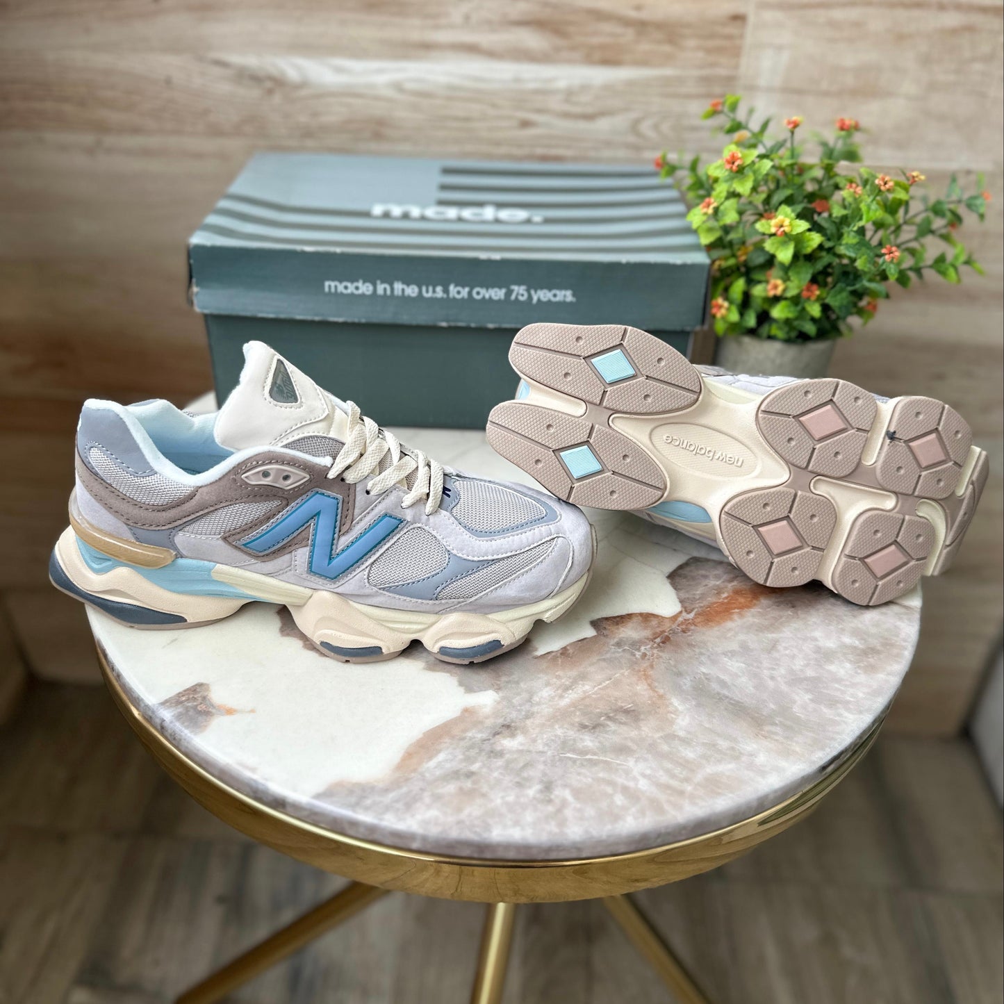 NEW BALANCE LIGHT BROWN SKY