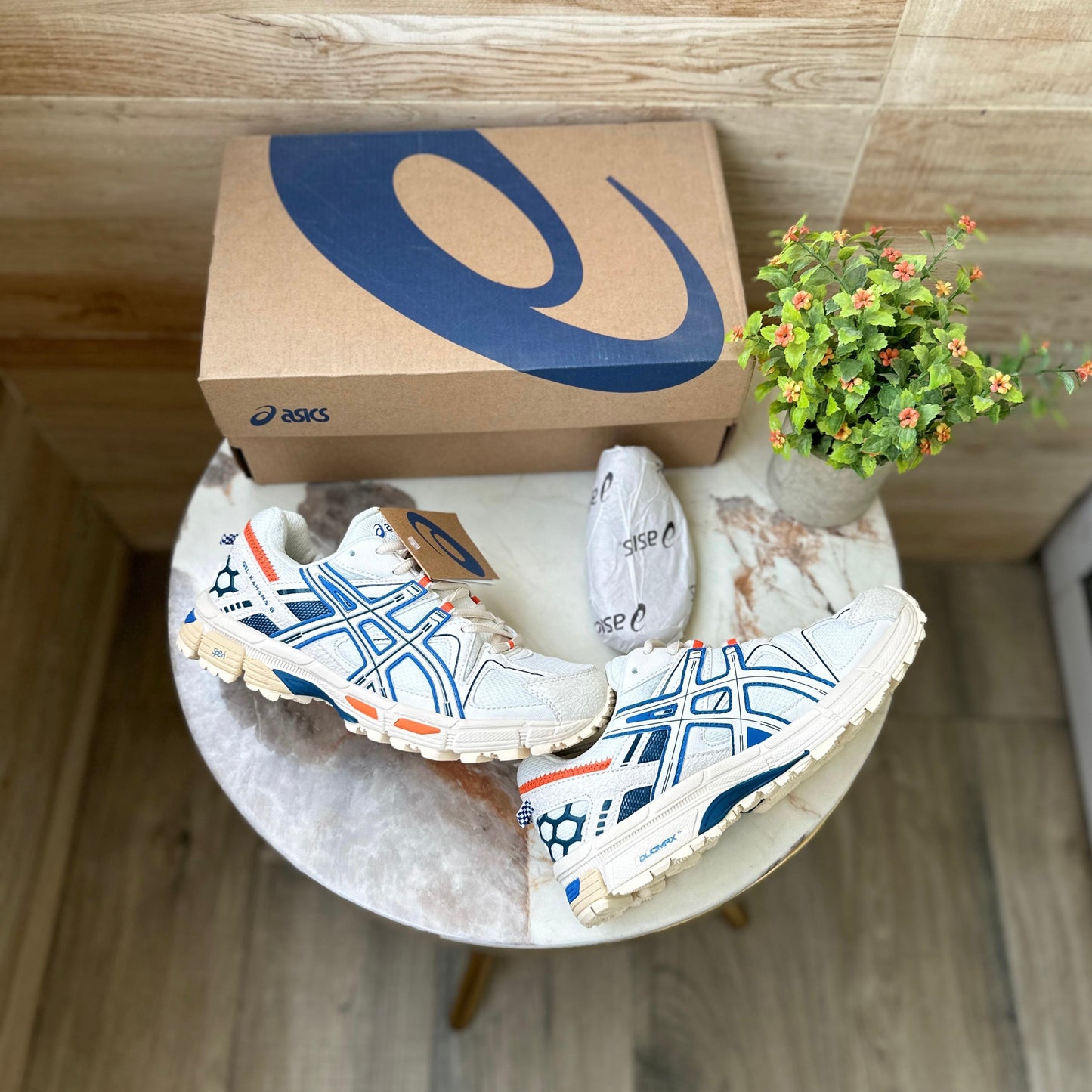 ASICS KAHANA GEL 8 WHITE BLUE EDITION