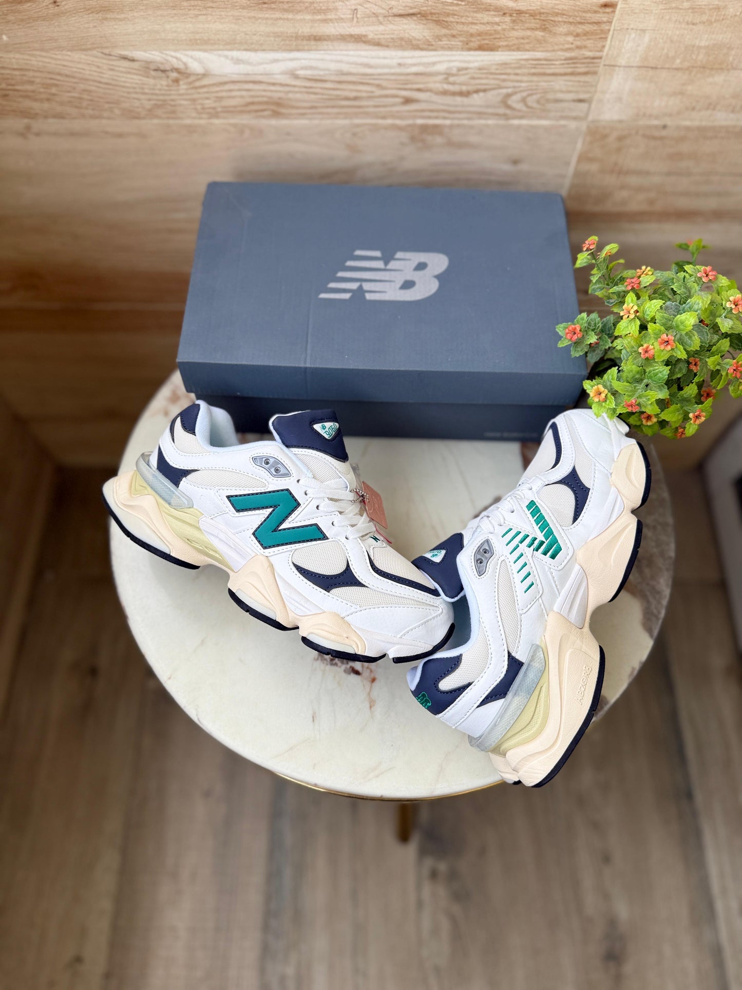 New balance 9060 white silver