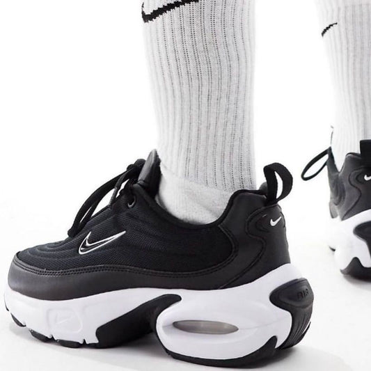 NIKE AIRMAX PORTAL TRAINERS