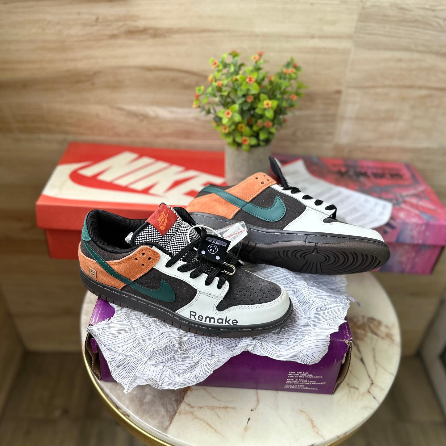 NIKE SB DUNK RED PANDA REMAKE