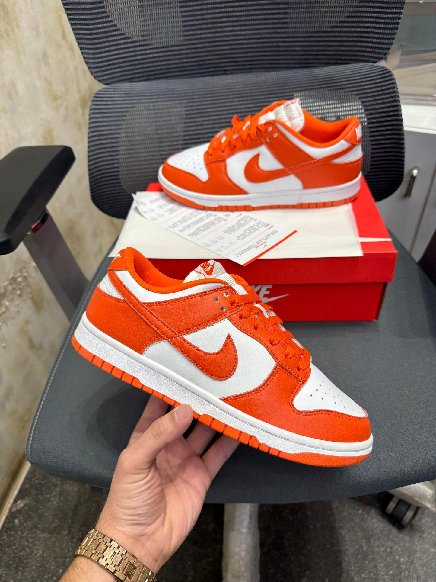 Nike sb dunk low sp syracuse