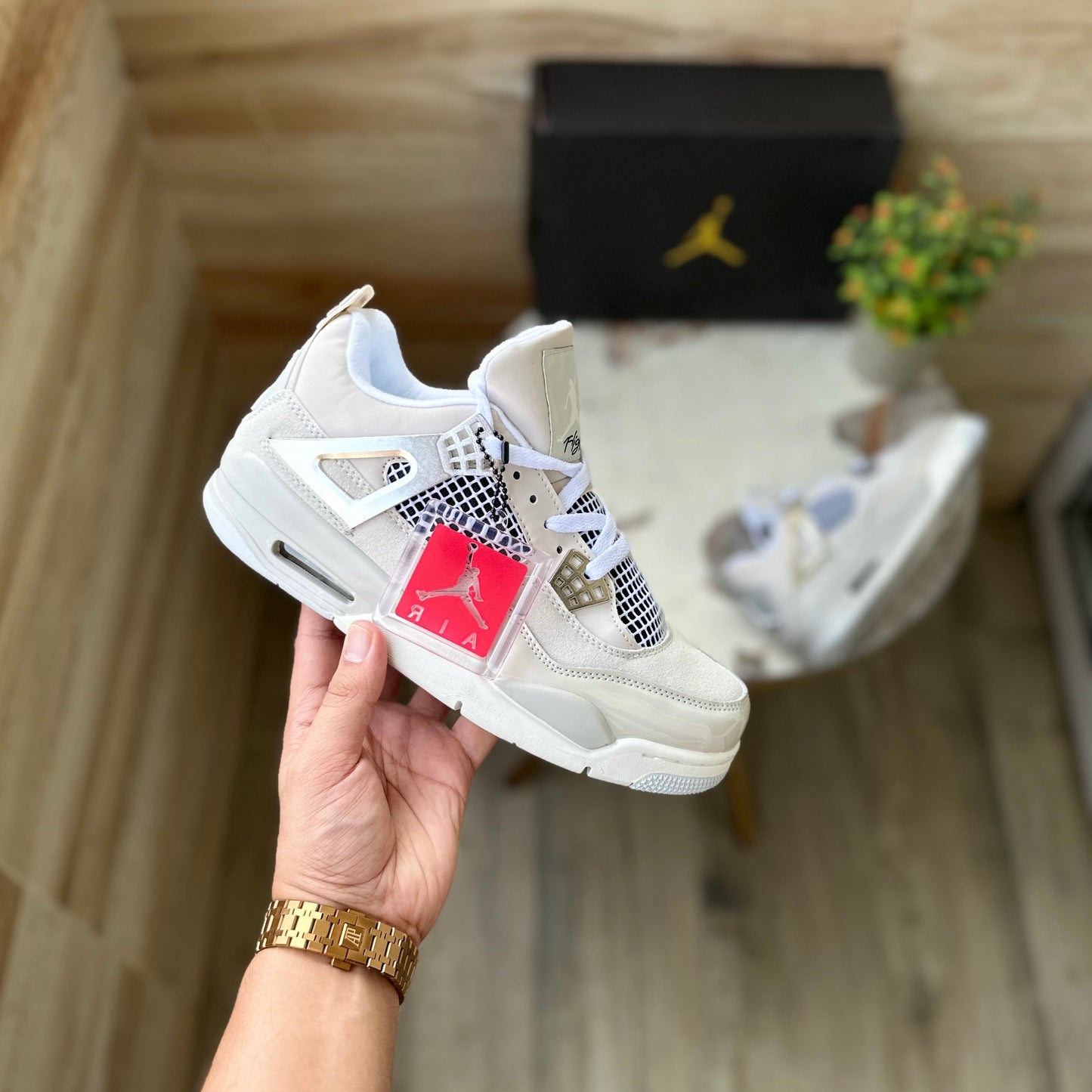 AIR JORDANS RETRO 4 FROZEN MOMENTS