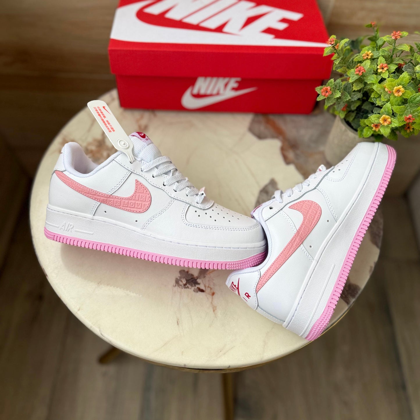 NIKE AIRFORCE ONE VALENTINE LOVE