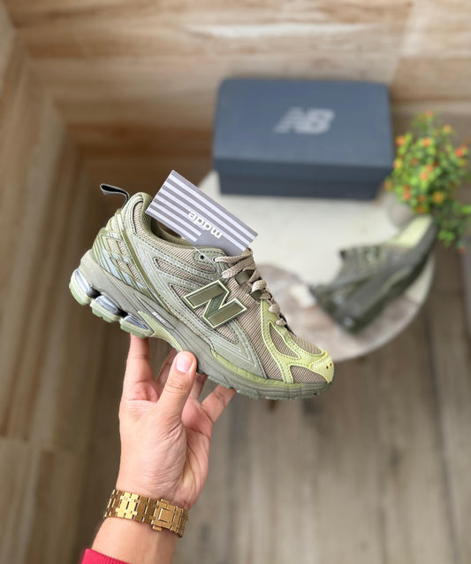 New Balance 1906 khaaki