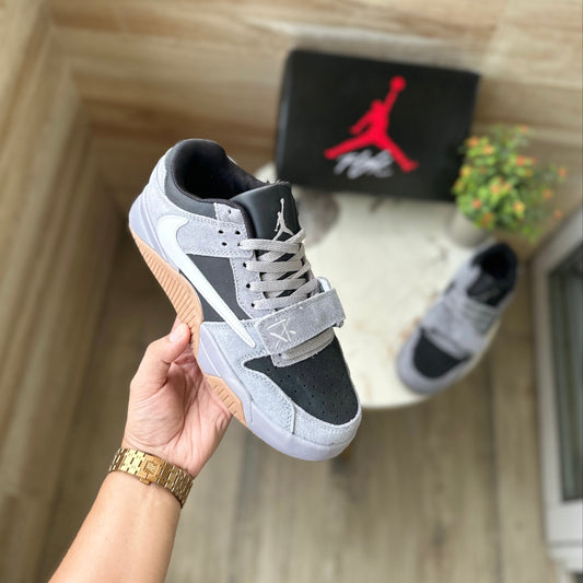 AIR JORDANS RETRO TRAVIS SCOTT CUT THE CHECK JACK GREY