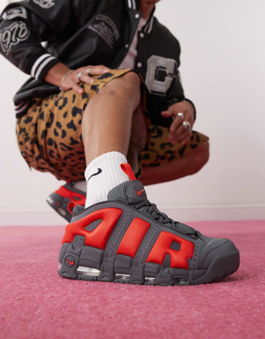 Nike air more uptempo dark grey light crismon