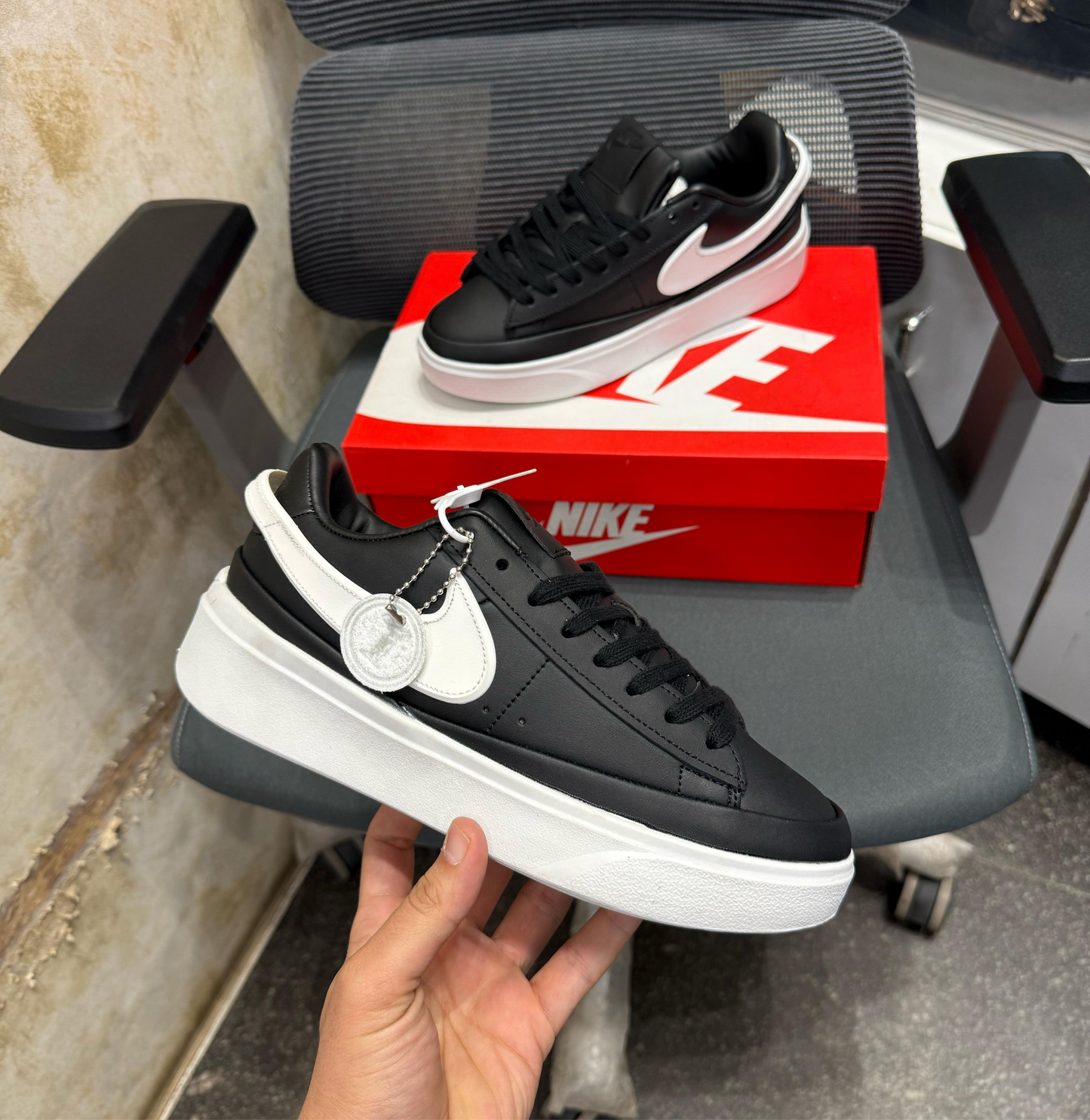 Nike blazer phantom low black white 2024