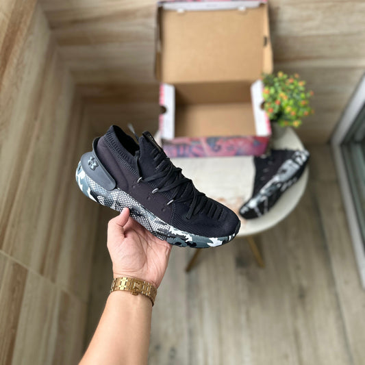 UNDER ARMOUR PHANTOM HOVR 2023 OREO