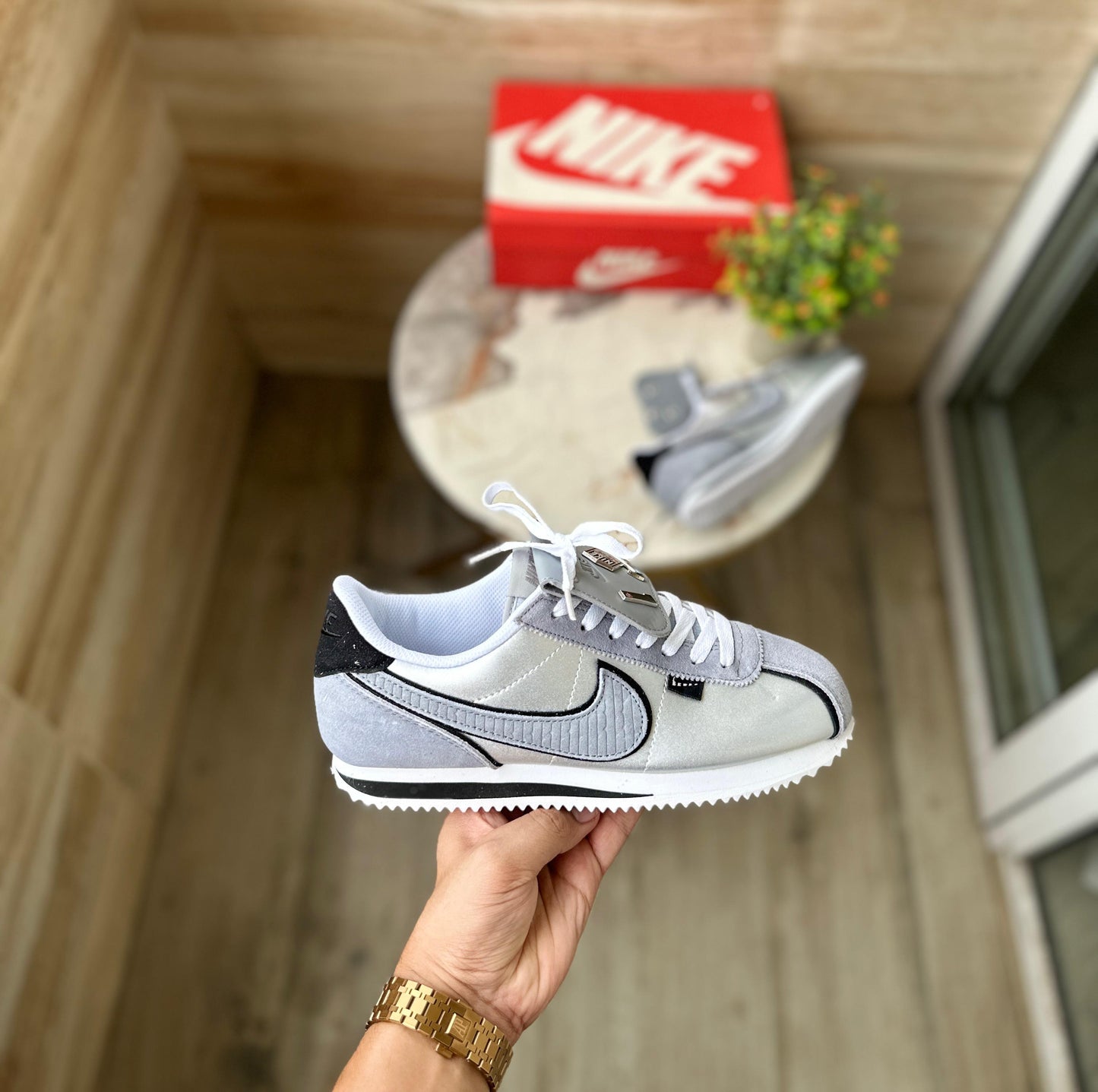 NIKE CORTEZ PETALS UNITED