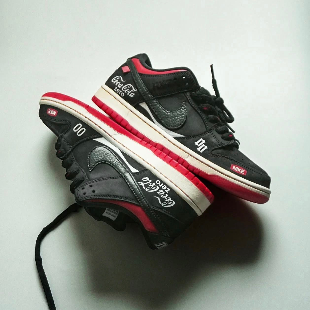 NIKE SB DUNK LOW COCA-COLA ZERO