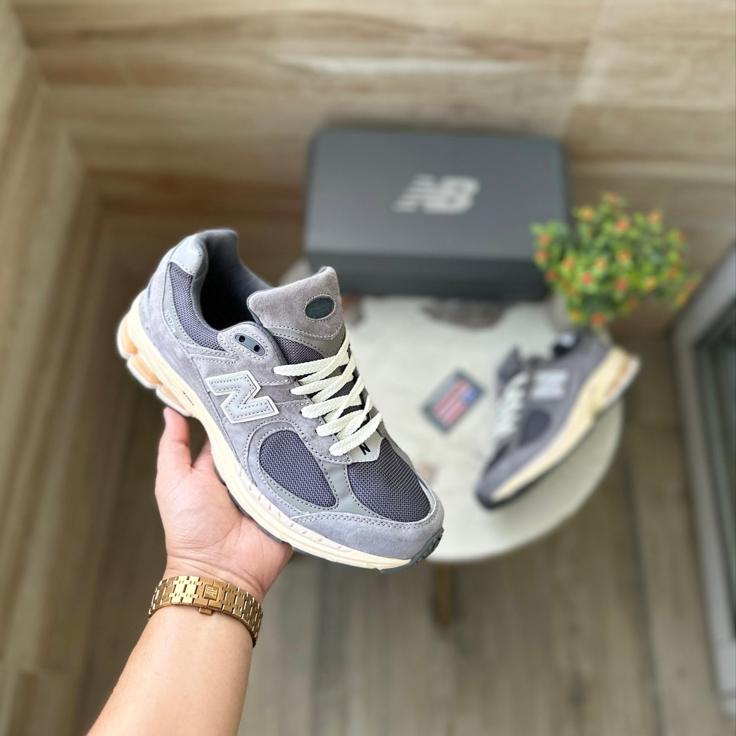 NEW BALANCE 2002R DARK GREY