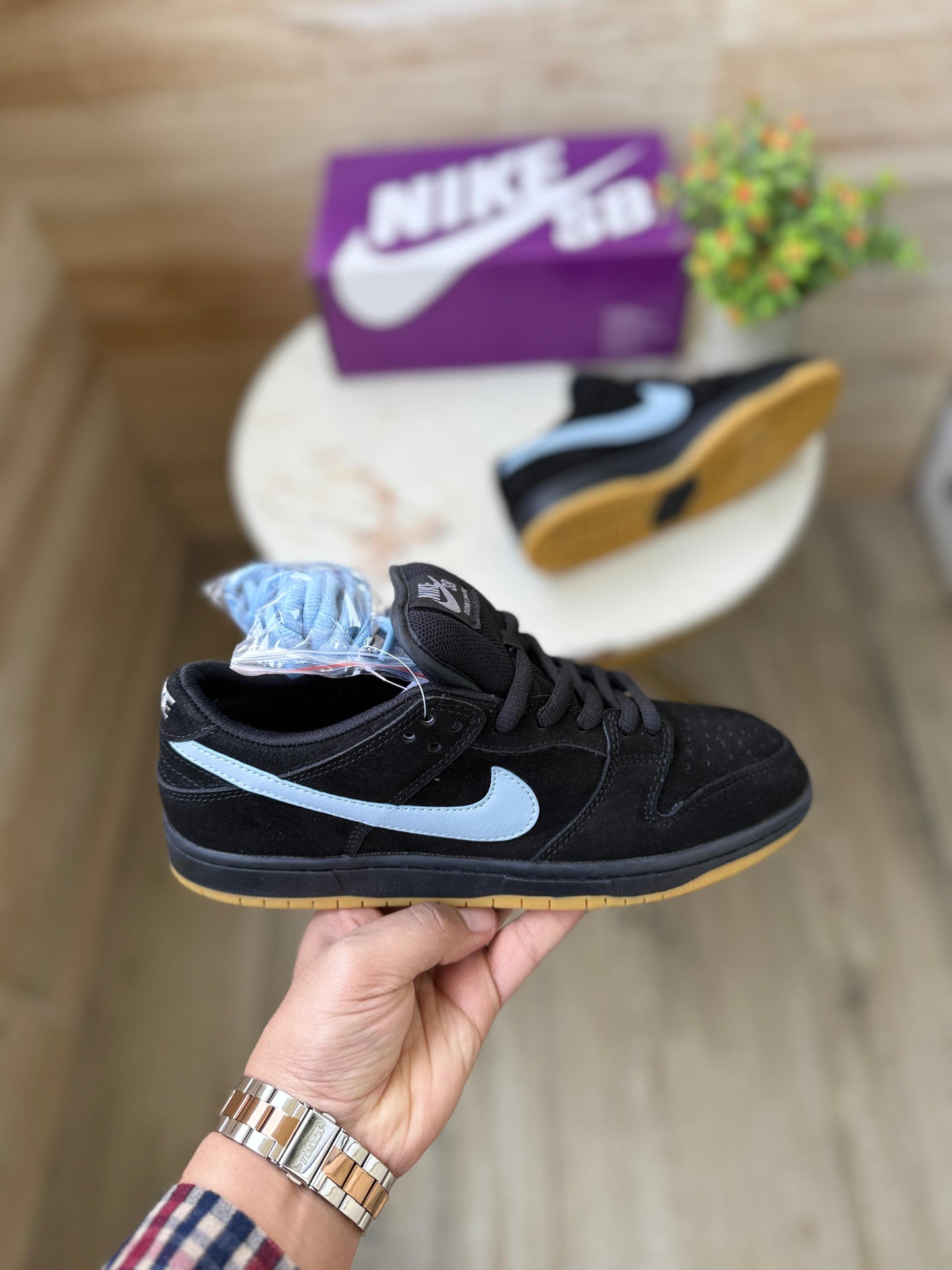 Nike sb dunk low fog black gum