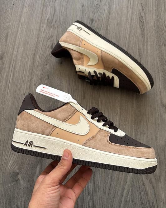 Nike airforce one brown beige