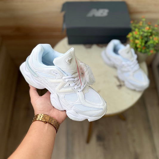 NEW BALANCE 9060 TRIPPLE WHITE