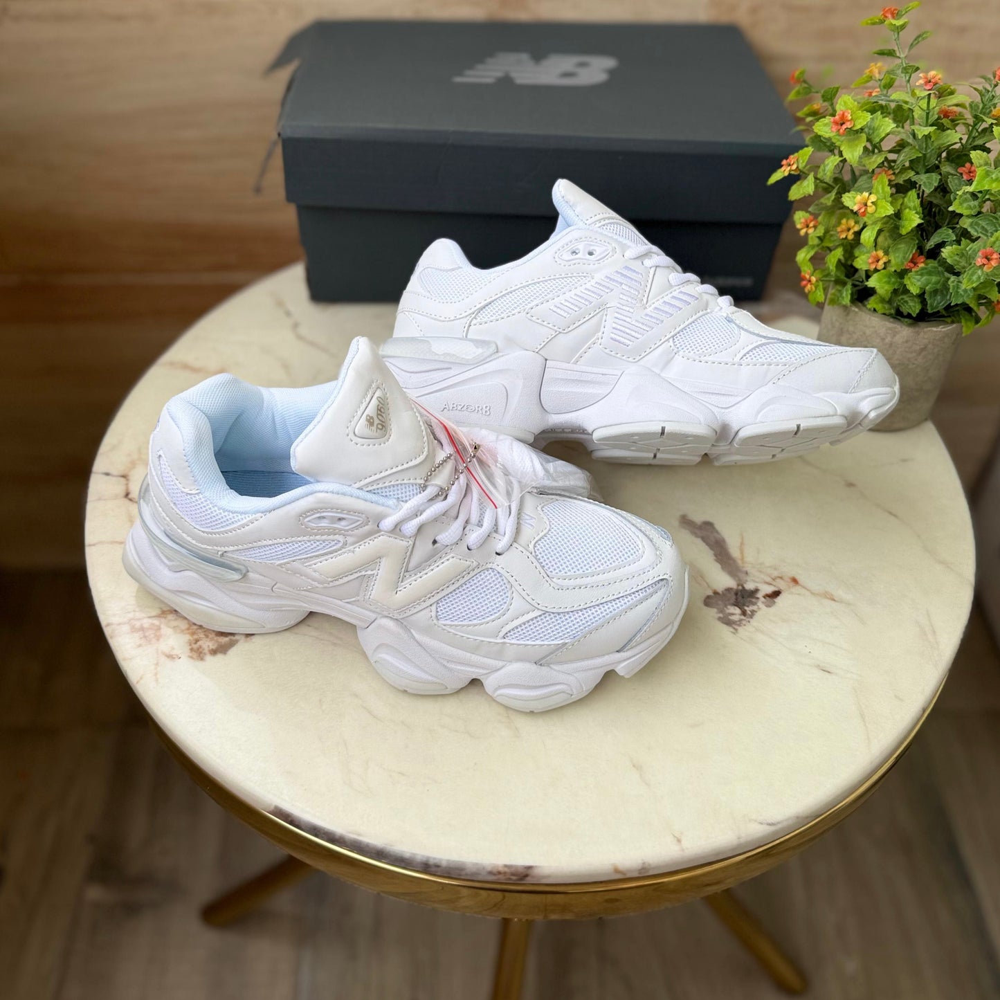 NEW BALANCE 9060 TRIPPLE WHITE