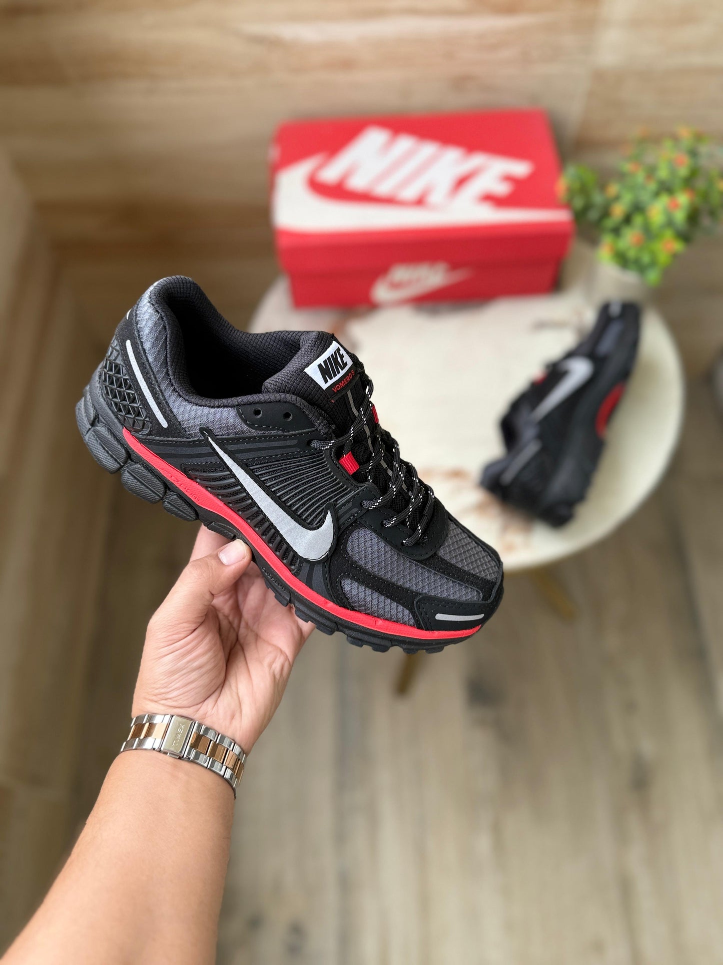 NIKE ZOOM VOMERO BRED SPIDER MAN