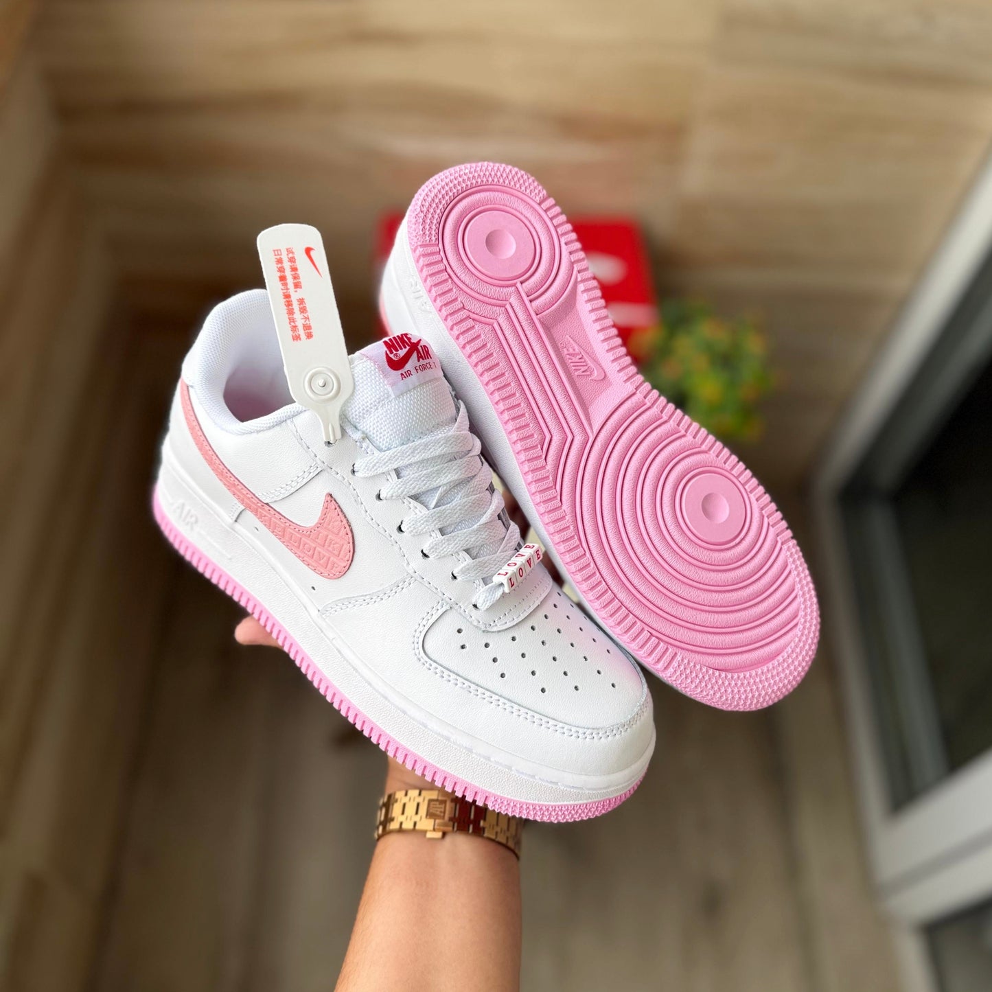 NIKE AIRFORCE ONE VALENTINE LOVE