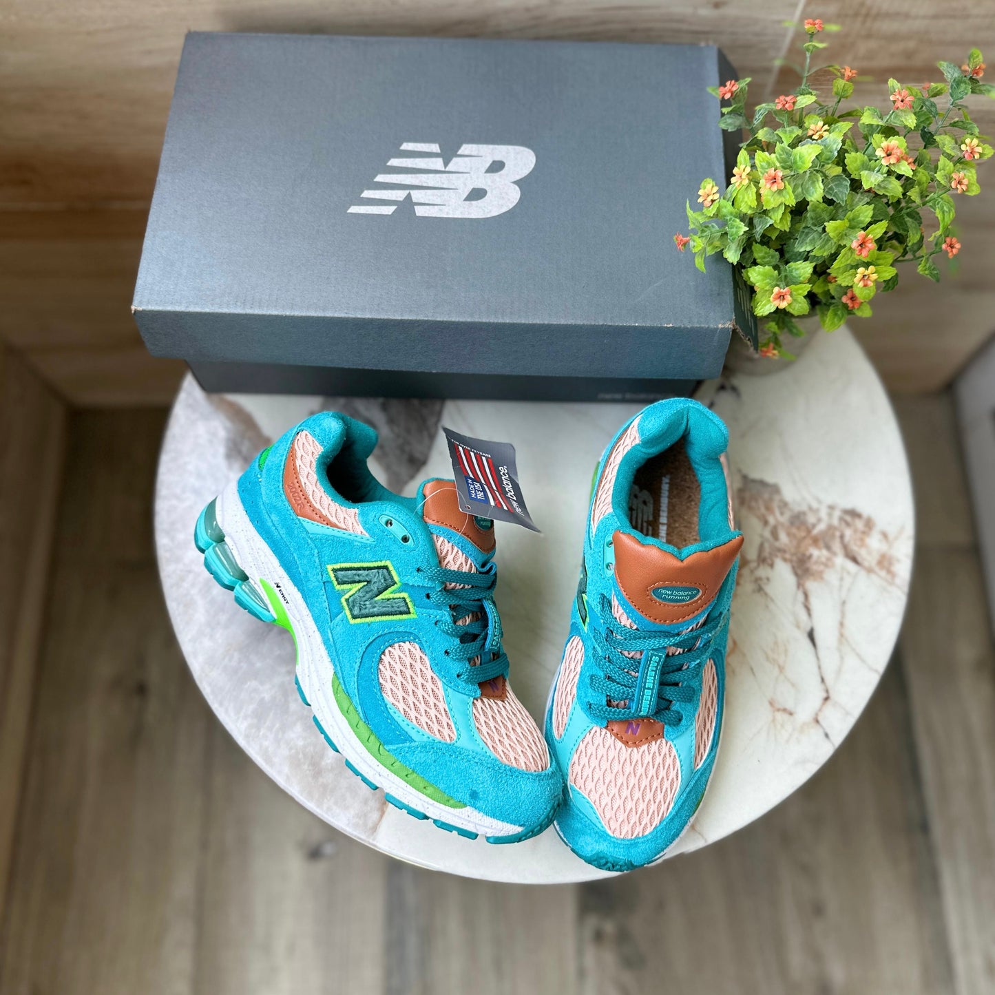 NEW BALANCE 2002R SALEHE BEMBURRY