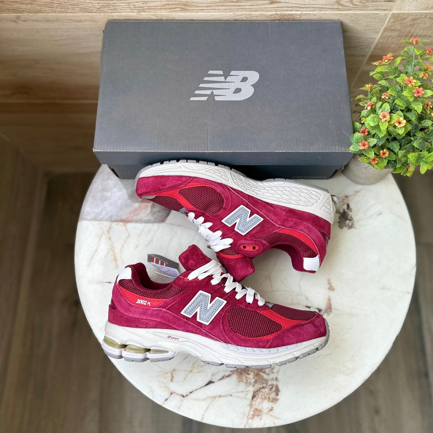 NEW BALANCE 2002R CHERRY BOARDEAUX