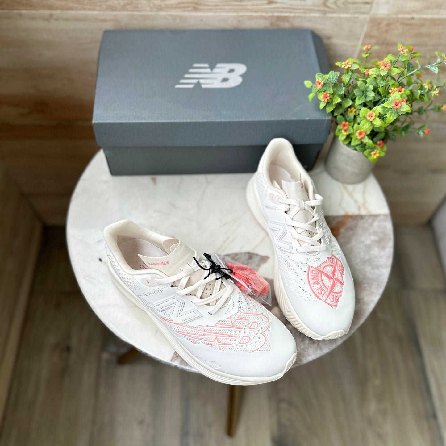 NEW BALANCE X TOKYO DESIGN STUDIO FUEL CELL RC ELITE V2 SHOE