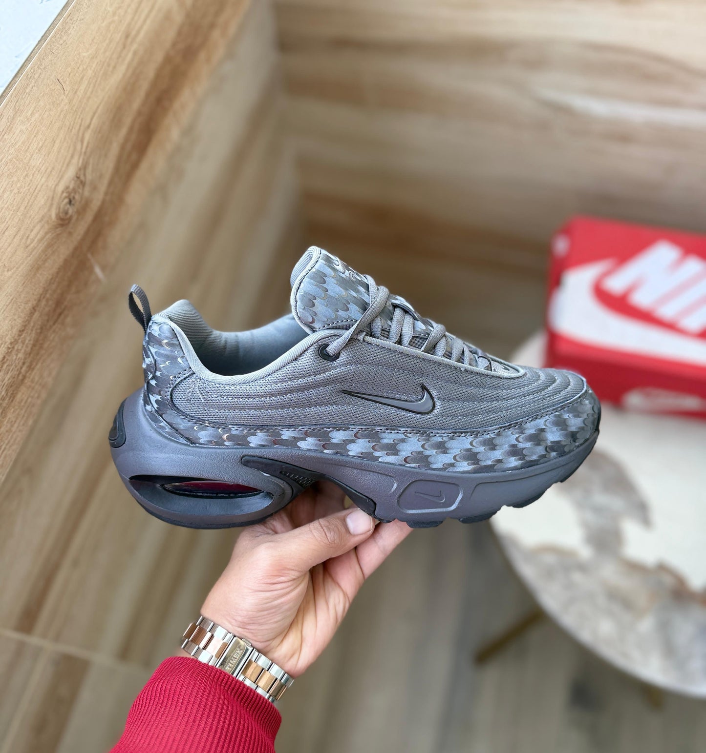 Nike airmax portal trainers grey