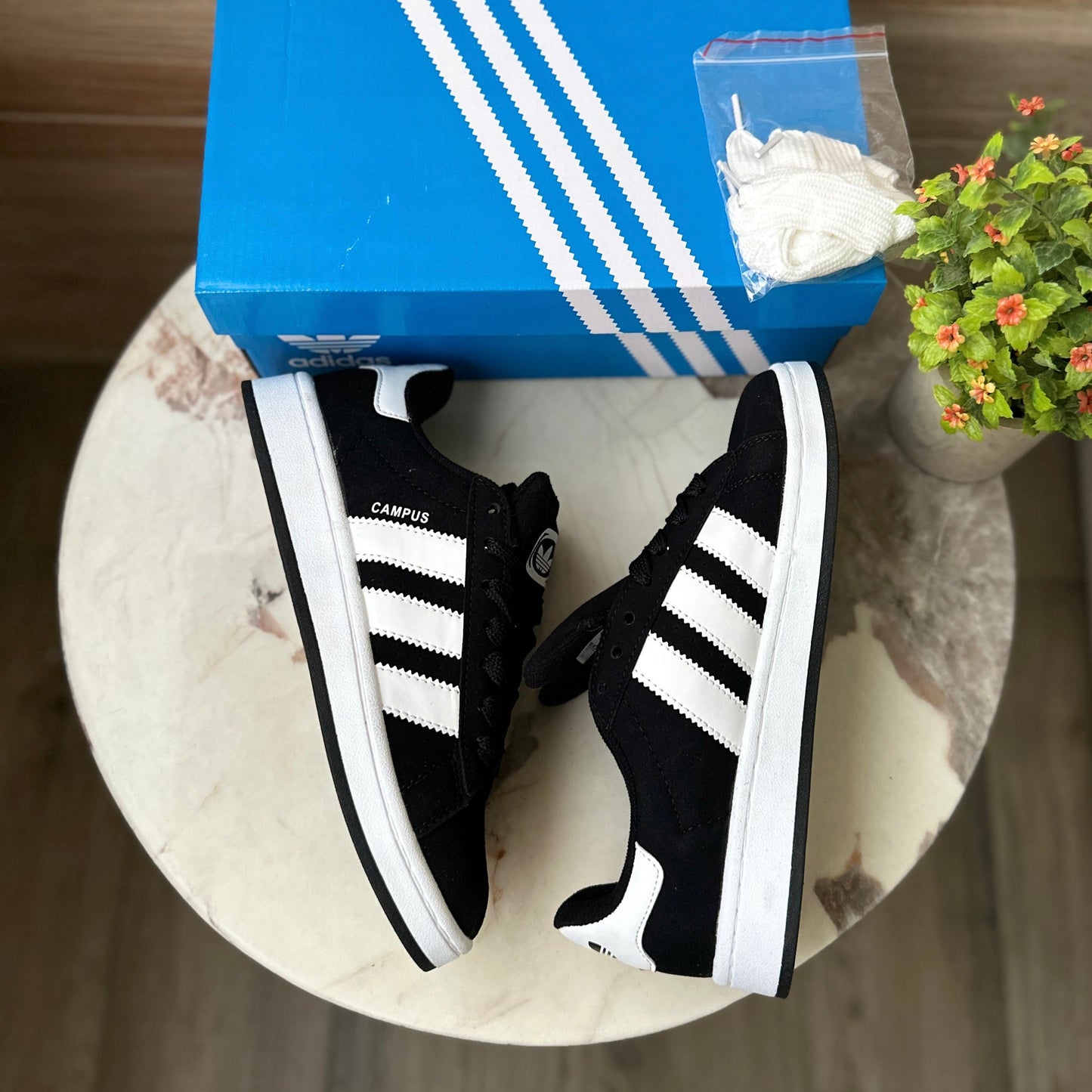 ADIDAS CAMPUS 00s BLACK SOLE