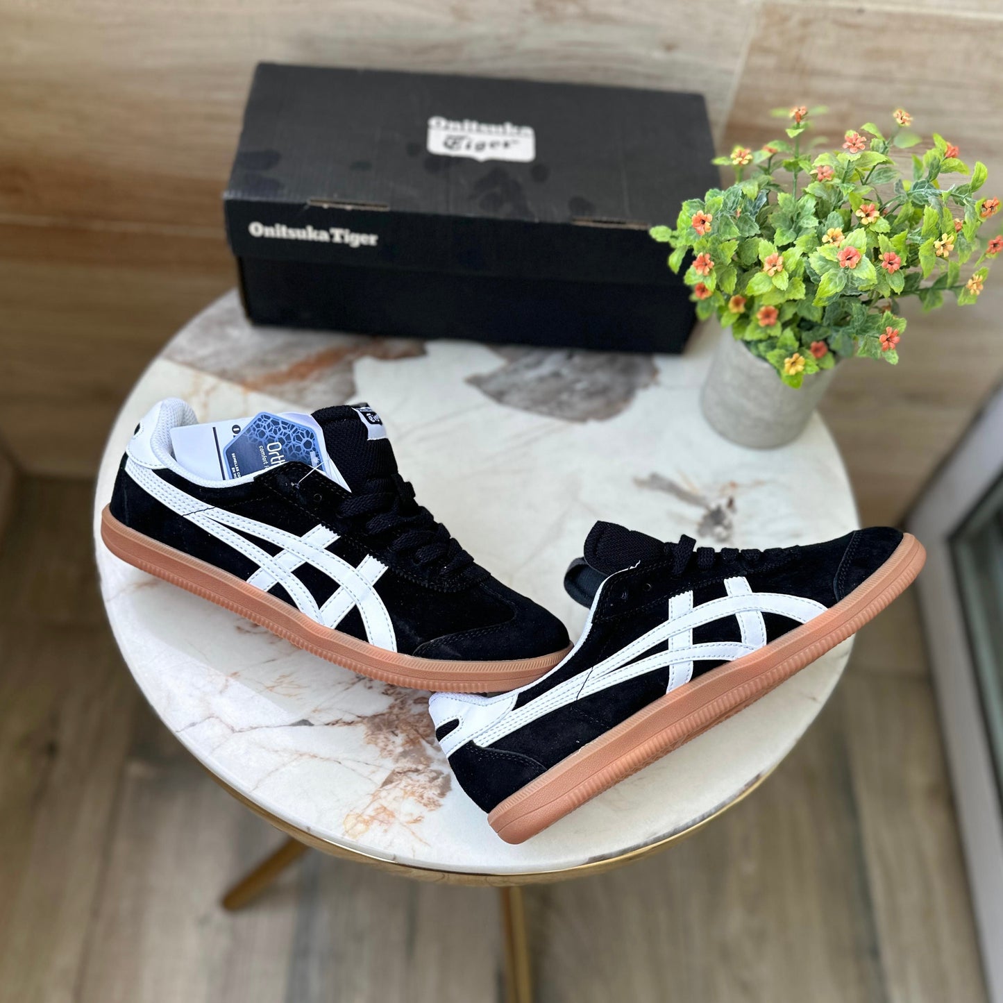 ONITSUKA TIGER TOKUTEN BLACK WHITE EDITION