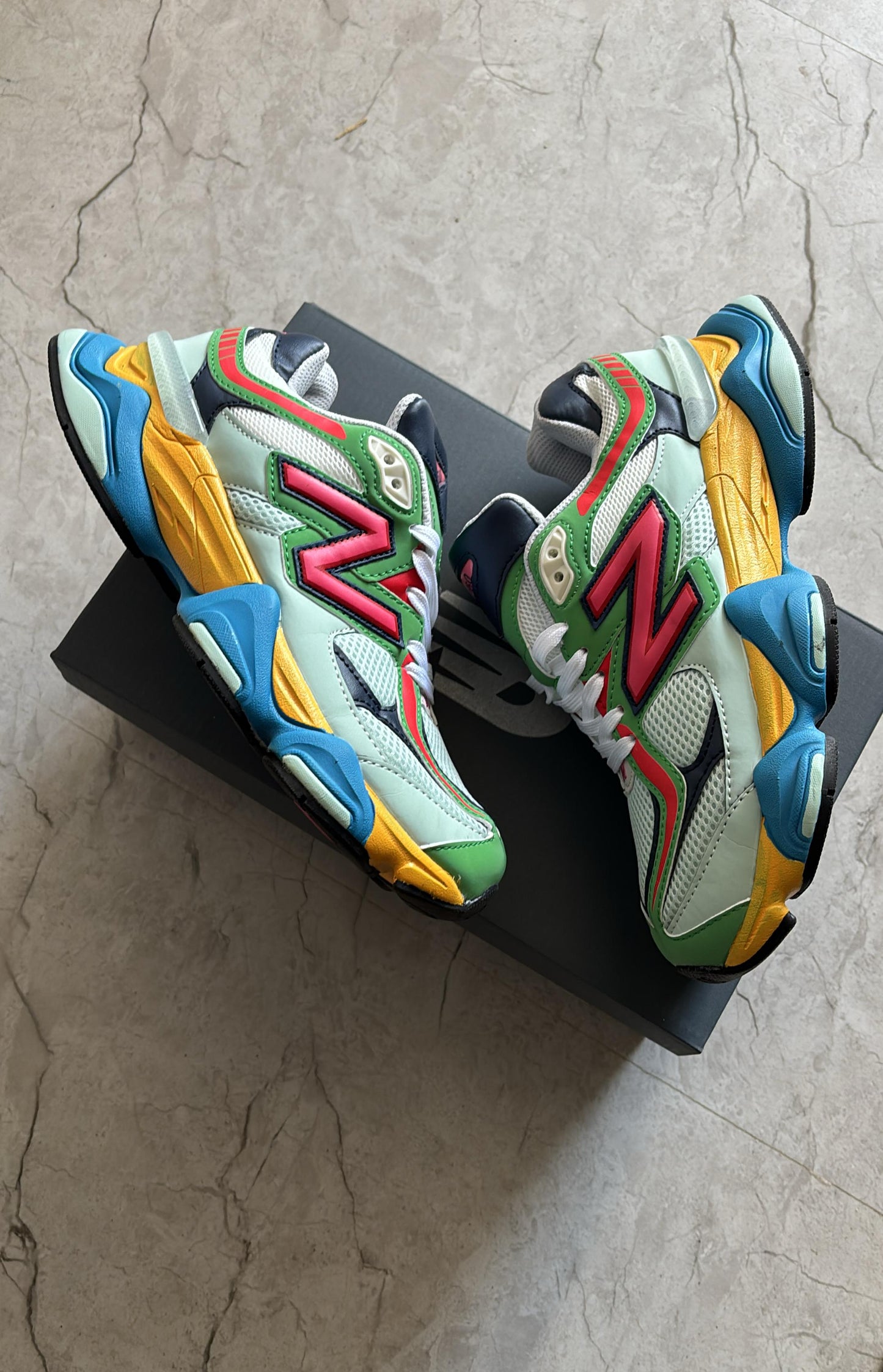 NEW BALANCE 9060 COLOURFULL