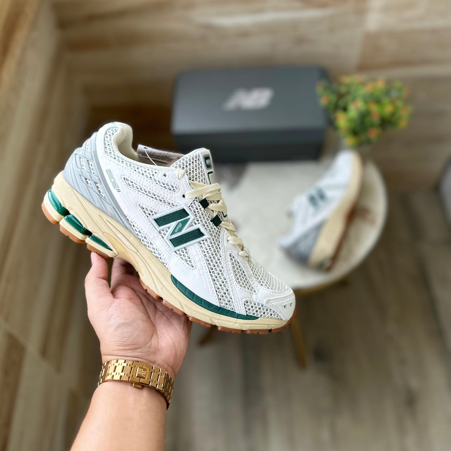NEW BALANCE 1906 WHITE GREEN CREAM
