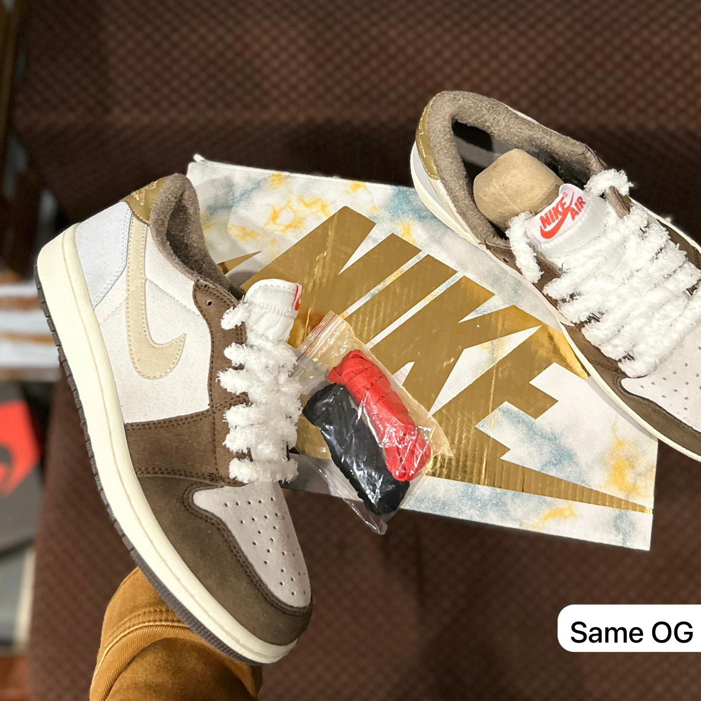 NIKE SB DUNK YEAR OF RABBIT