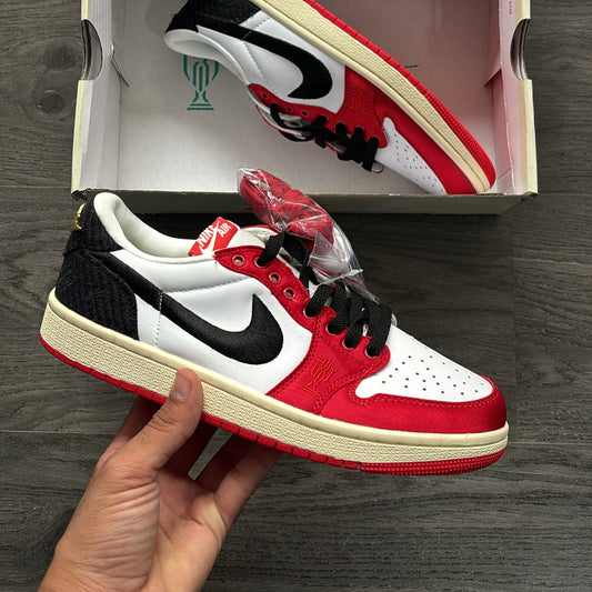 NIKE JORDAN CUT LOW X TROPHY ROOM