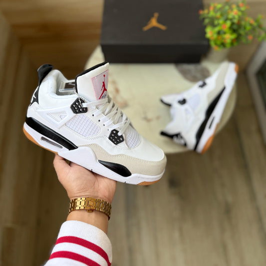 Air Jordans retro 4 sb x jordans black/white