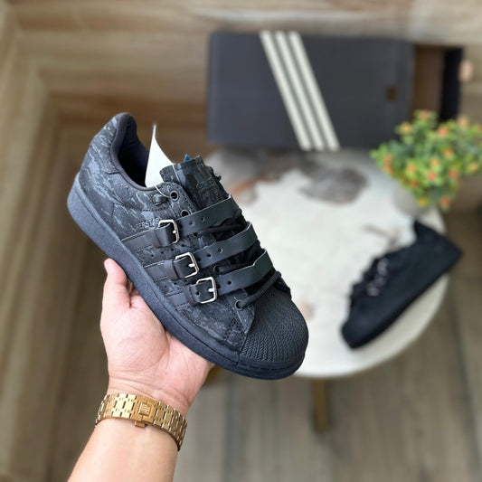 ADIDAS SUPERSTAR ORGINALS RABBIT HOLE