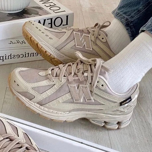 NEW BALANCE 1906 MOONROCK