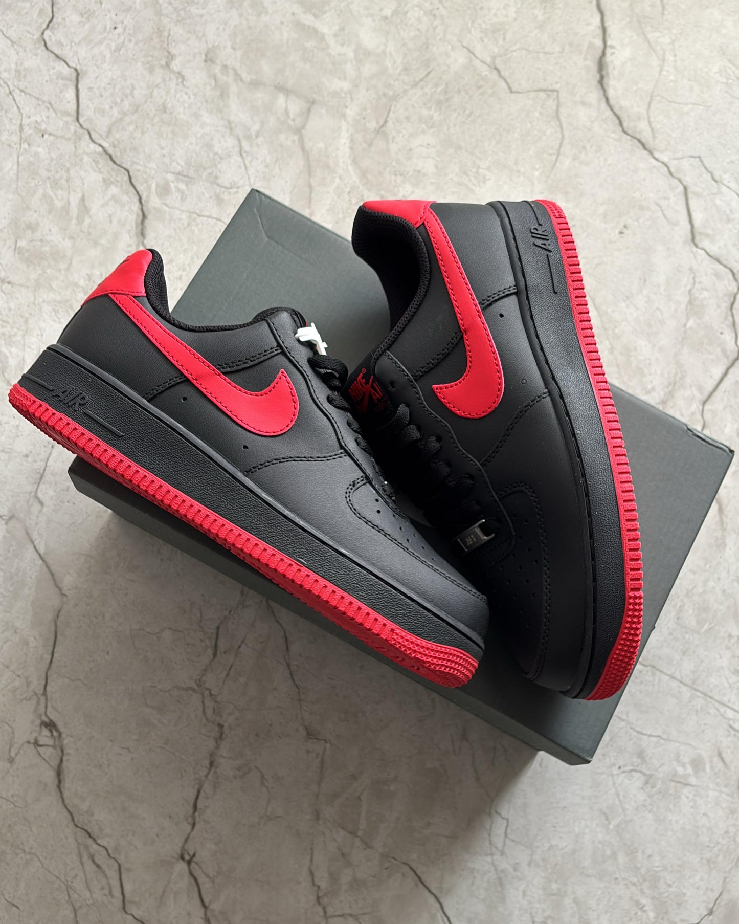 Nike airforce black red university